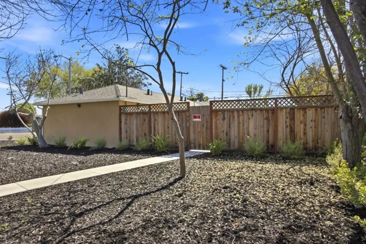 1150 Kiely Boulevard, Santa Clara, California 95051