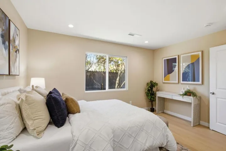 1150 Kiely Boulevard, Santa Clara, California 95051