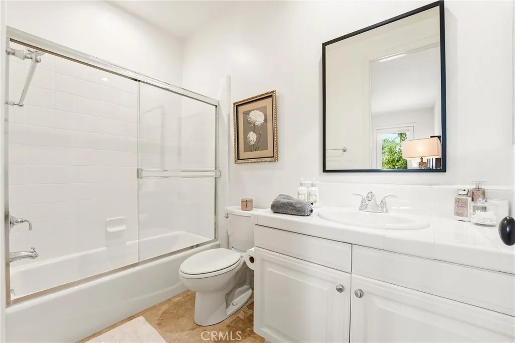 3rd Bedroom Suite Bathroom