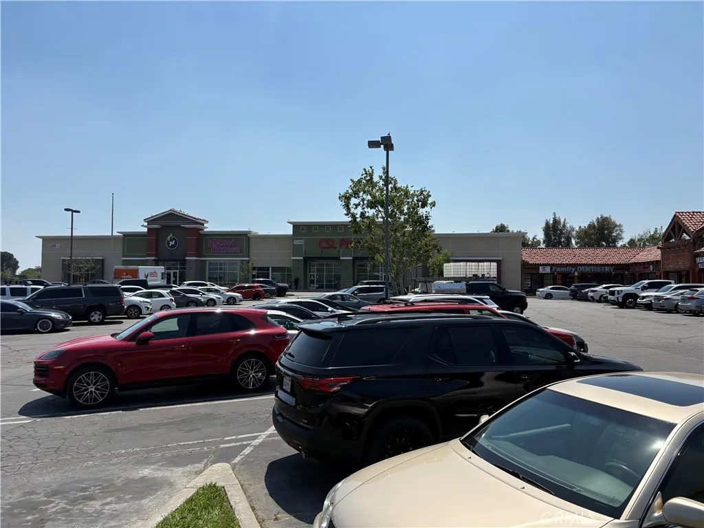 2018 N Riverside Avenue, Rialto, California 92377 — photo 4