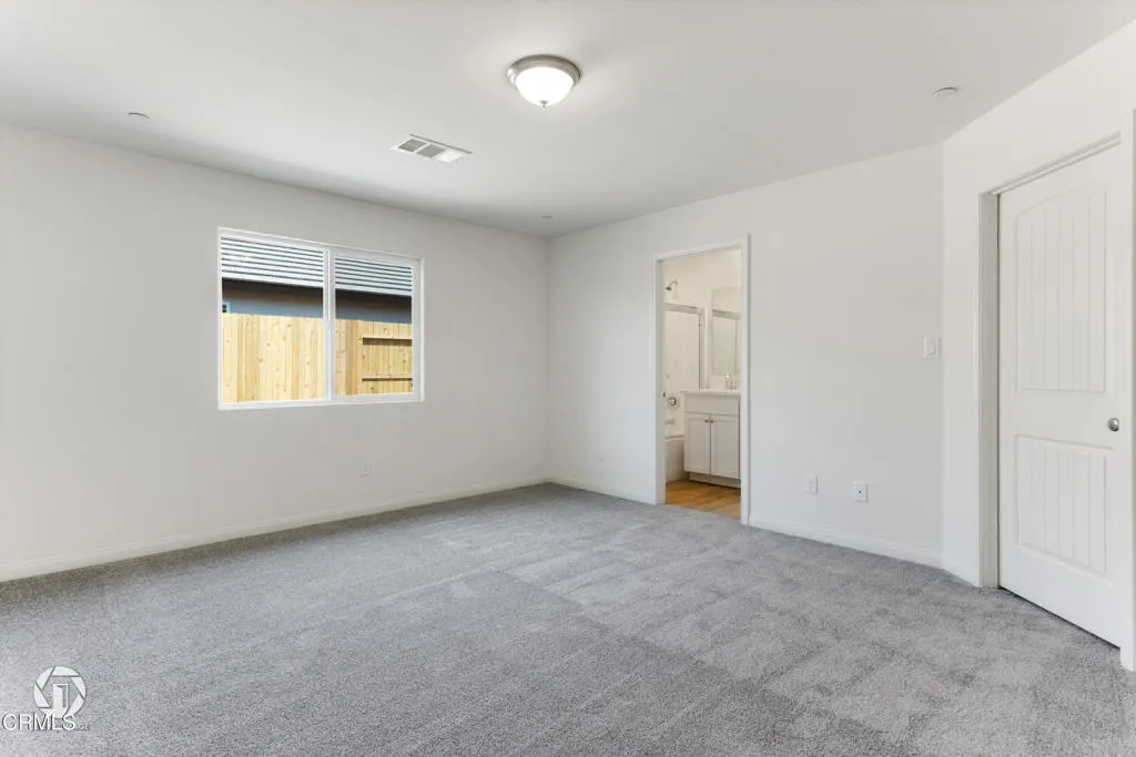021-3809BalvicarDrive-Bakersfield-CA-933