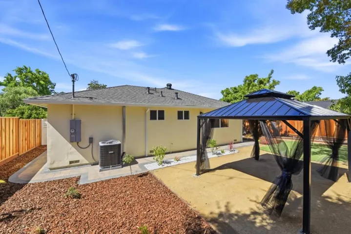 114 Cumulus Avenue, Sunnyvale, California 94087