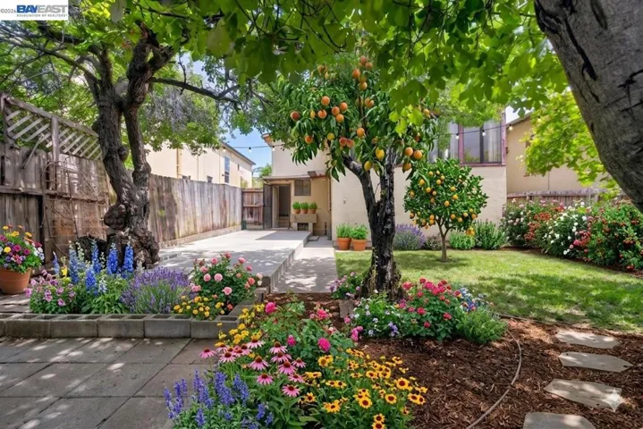 virtually staged backyard