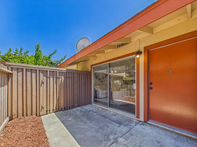 215 Red Oak Drive G, Sunnyvale, California 94086