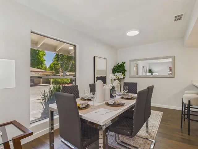 215 Red Oak Drive G, Sunnyvale, California 94086