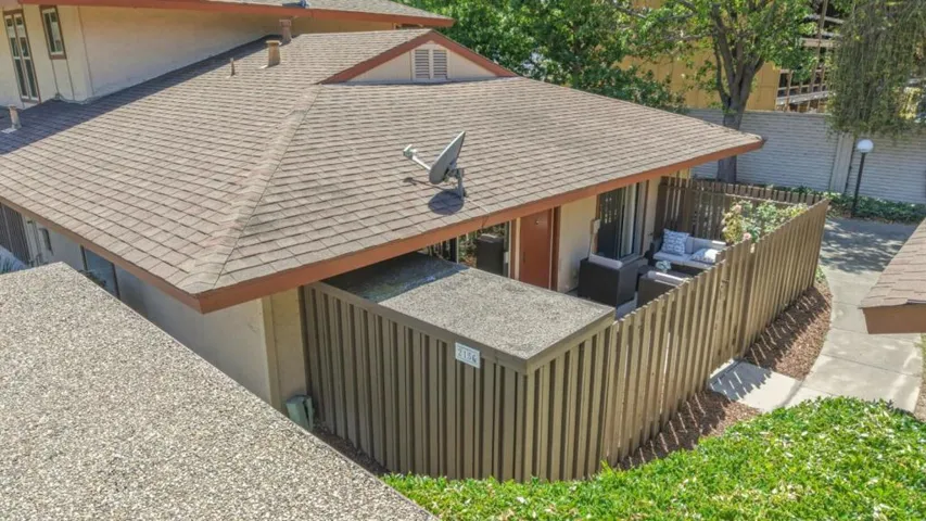 215 Red Oak Drive G, Sunnyvale, California 94086