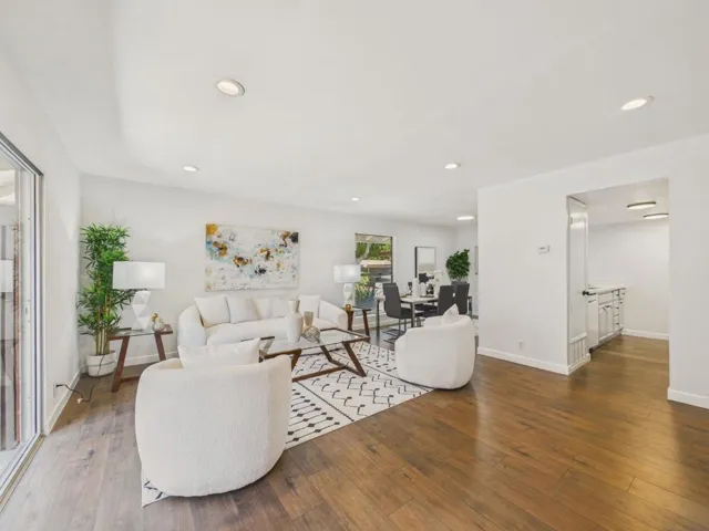 215 Red Oak Drive G, Sunnyvale, California 94086