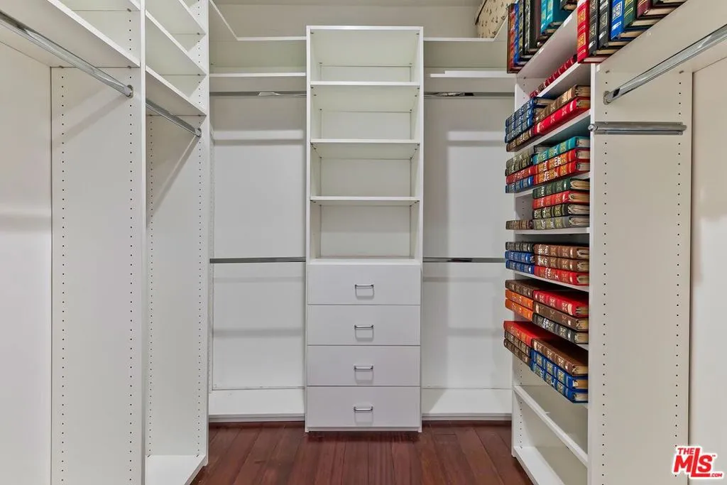 Primary Walk-in