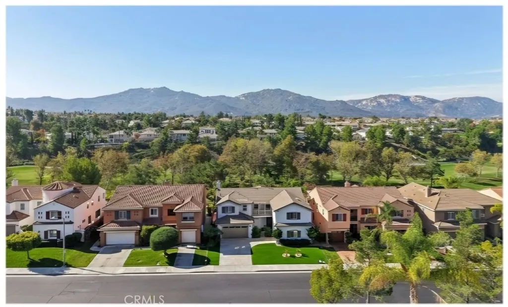 45339 Tiburcio Temecula CA 92592 on the Fairway
