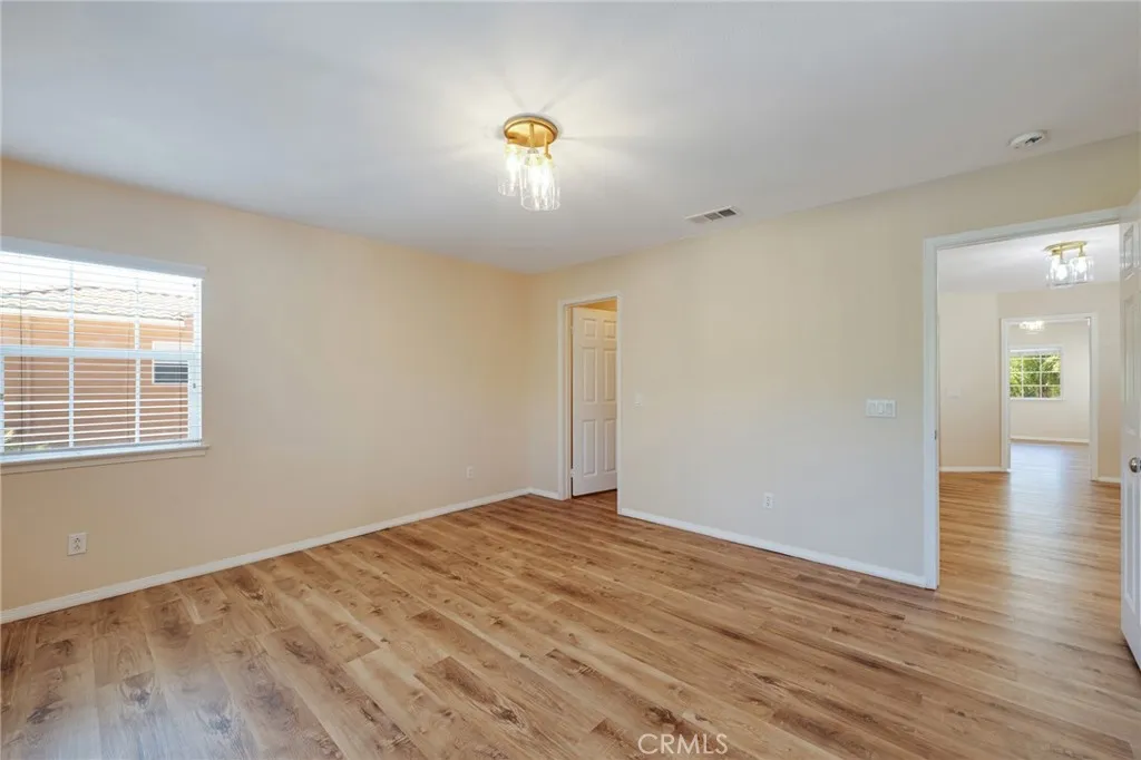 45339 Tiburcio Temecula CA 92592 Bedroom