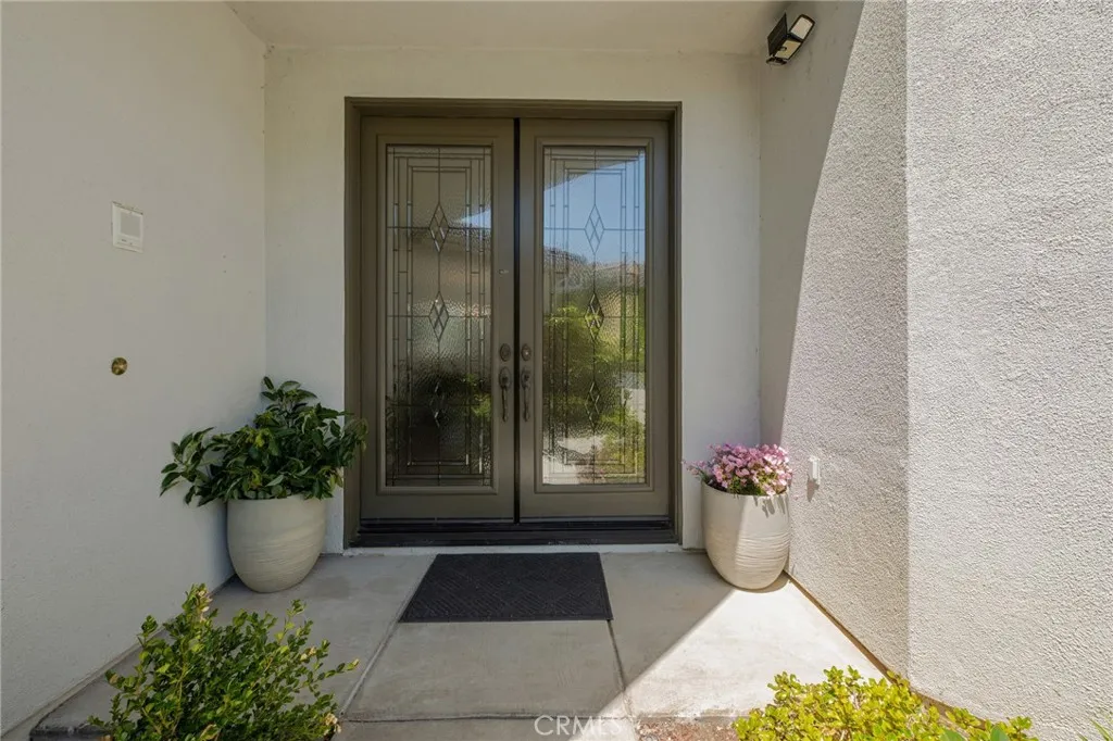 45339 Tiburcio Temecula CA 92592 - Welcoming Entry