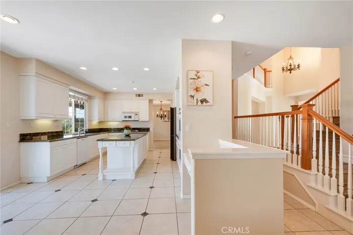 45339 Tiburcio Temecula CA 92592 - Kitchen