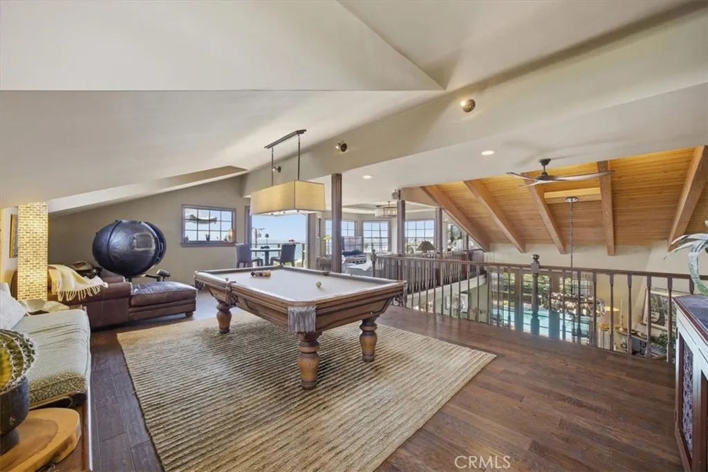 Billiards Loft With Pool Table, Bar, Entertaining Area and Great Viewing Balcony