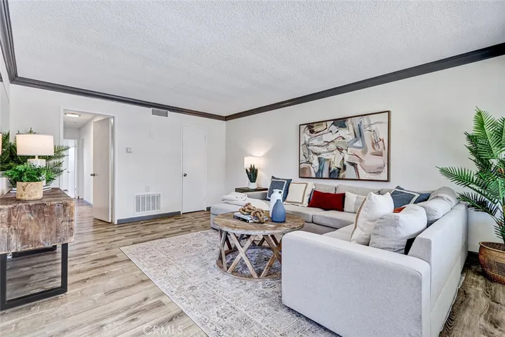 20517 Toluca, Torrance, California 90503