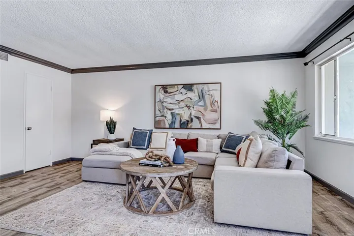 20517 Toluca, Torrance, California 90503