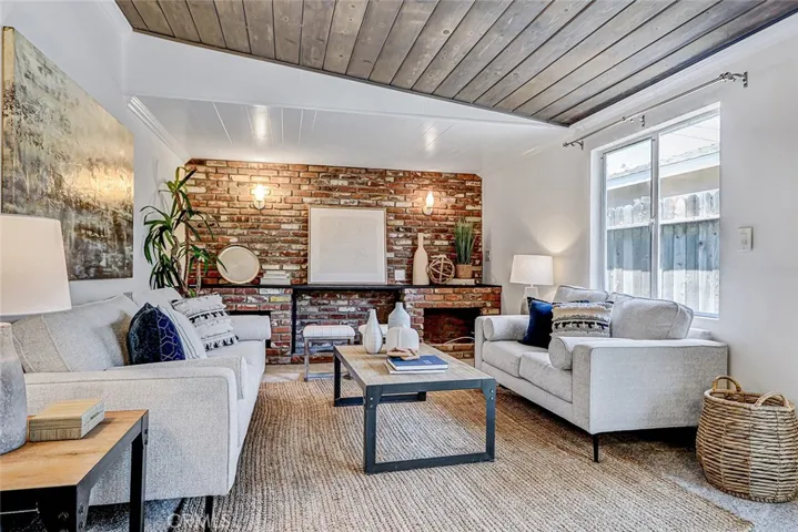 20517 Toluca, Torrance, California 90503