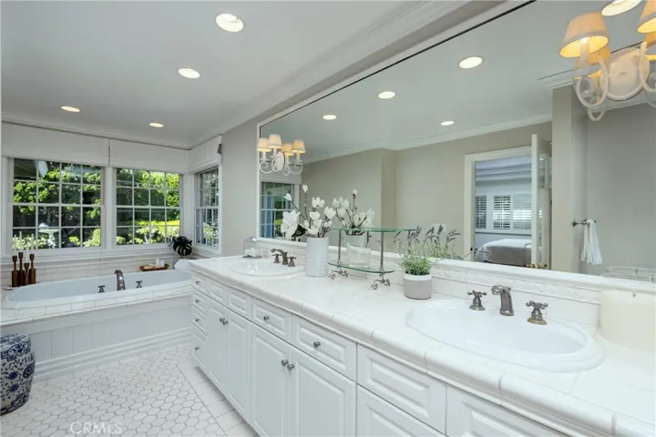 877 Sandcastle Drive, Corona Del Mar, California 92625