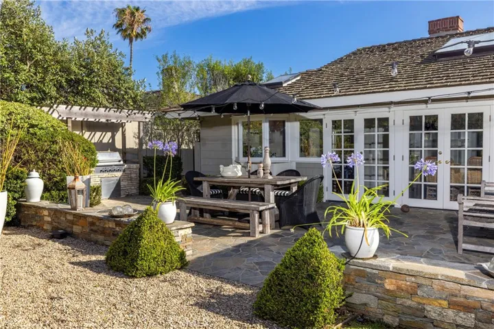 877 Sandcastle Drive, Corona Del Mar, California 92625