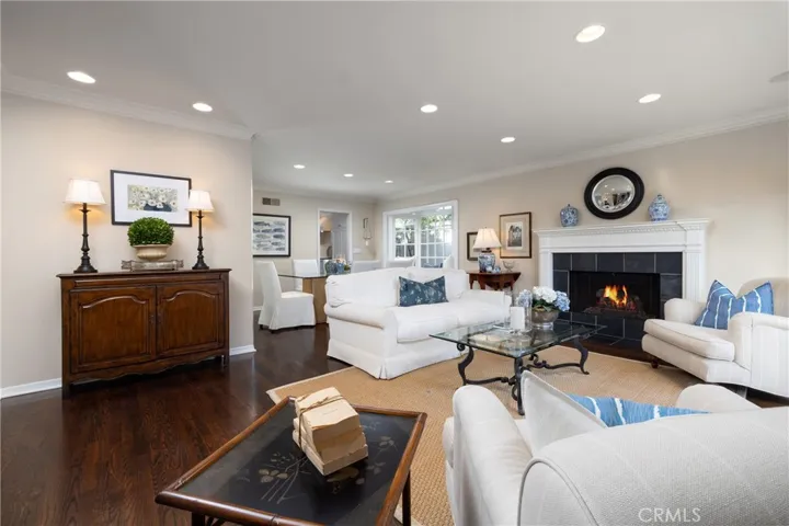 877 Sandcastle Drive, Corona Del Mar, California 92625