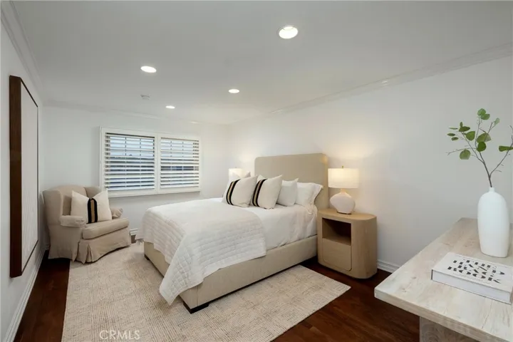 877 Sandcastle Drive, Corona Del Mar, California 92625