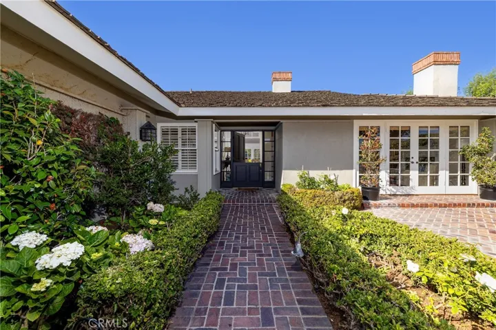 877 Sandcastle Drive, Corona Del Mar, California 92625