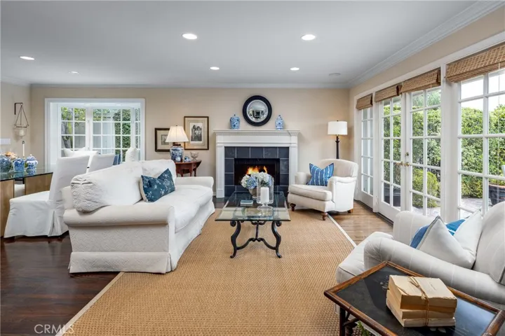 877 Sandcastle Drive, Corona Del Mar, California 92625