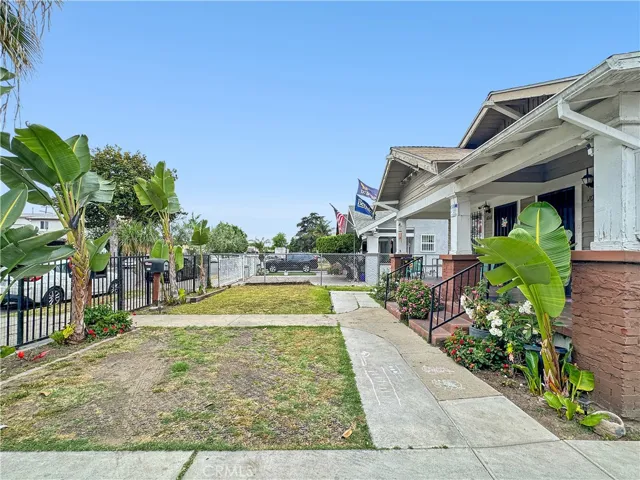 1031 W. 61st St., Los Angeles, California 90044