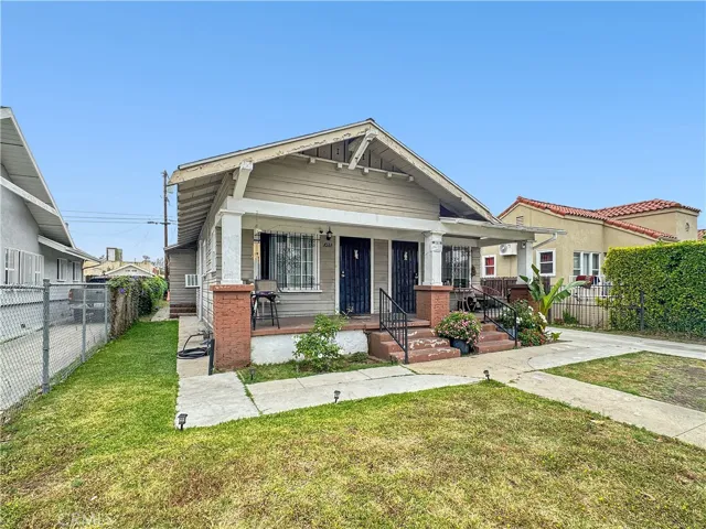1031 W. 61st St., Los Angeles, California 90044