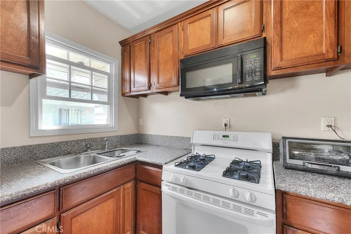 Kitchen - Unit 1033