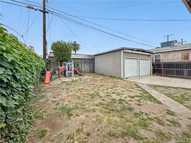 1031 W. 61st St., Los Angeles, California 90044