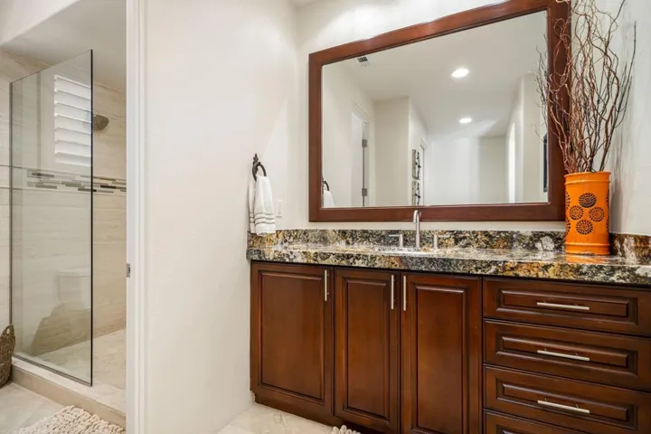 54-web-or-mls-JSWingedFoot_OPMG_0626_054