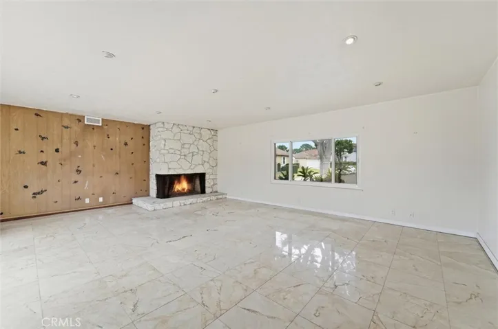 Living Room (Virtually Enchanced)