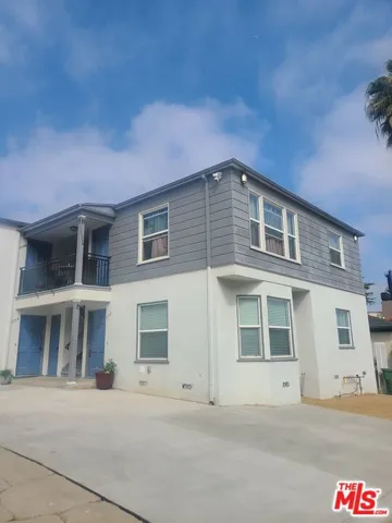 1752 Glendon Avenue, Los Angeles, California 90024