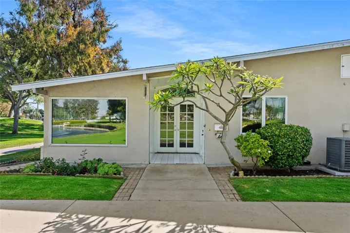1740 Tam O’shanter Road 1a, Seal Beach, California 90740