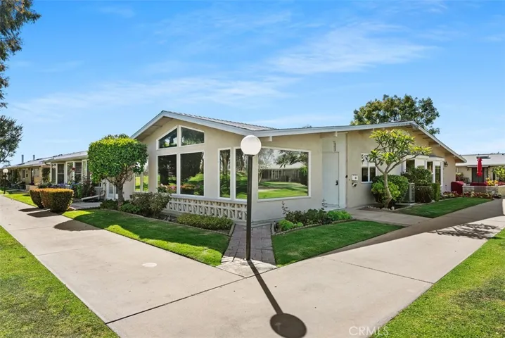 1740 Tam O’shanter Road 1a, Seal Beach, California 90740