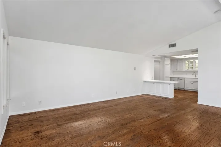 1740 Tam O’shanter Road 1a, Seal Beach, California 90740