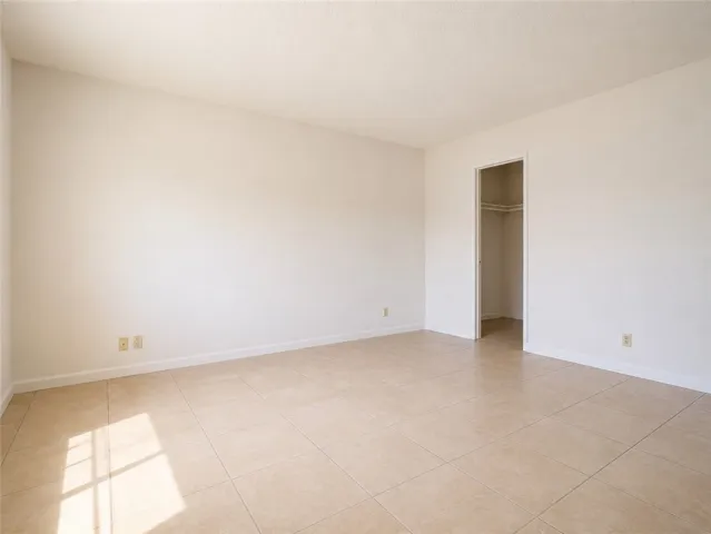 2310 Edam Street, Lancaster, California 93536