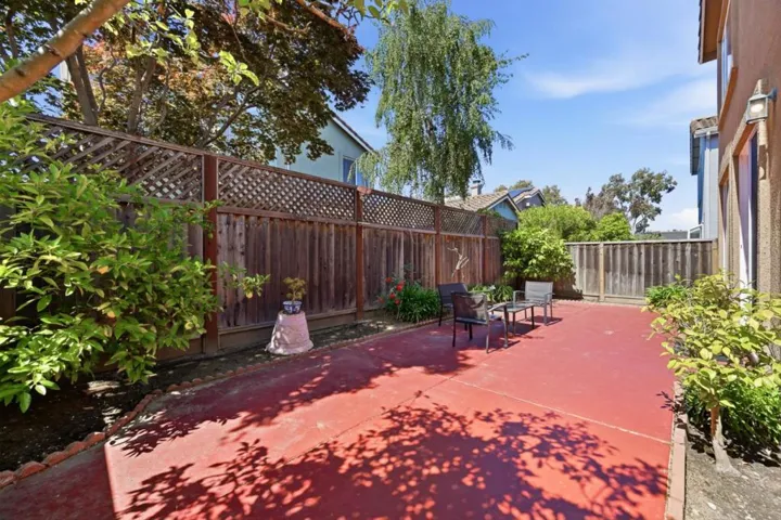 17 Miranda Court, Alameda, California 94502