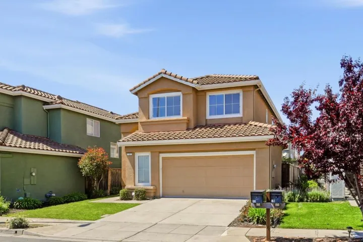 17 Miranda Court, Alameda, California 94502