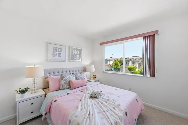 17 Miranda Court, Alameda, California 94502