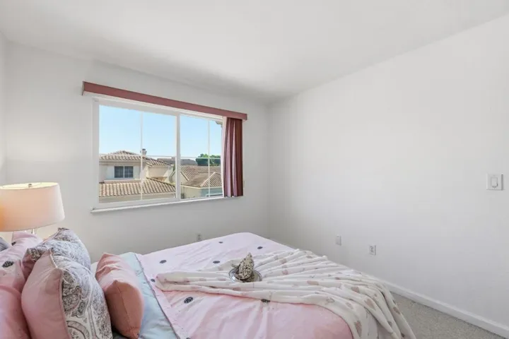 17 Miranda Court, Alameda, California 94502