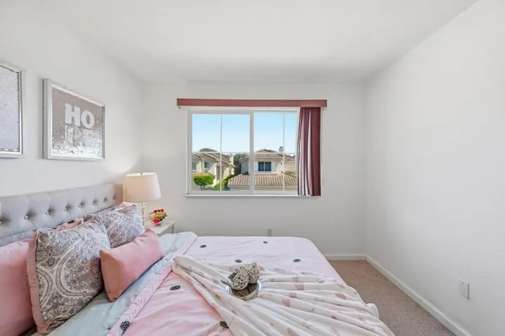 17 Miranda Court, Alameda, California 94502