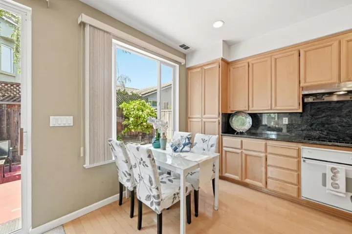 17 Miranda Court, Alameda, California 94502