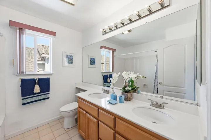 17 Miranda Court, Alameda, California 94502