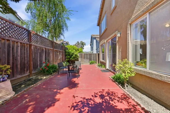 17 Miranda Court, Alameda, California 94502