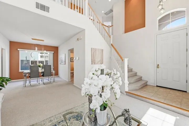 17 Miranda Court, Alameda, California 94502