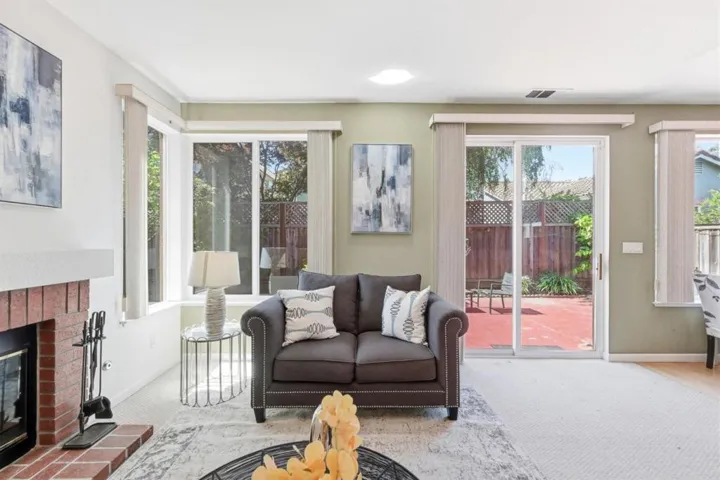 17 Miranda Court, Alameda, California 94502