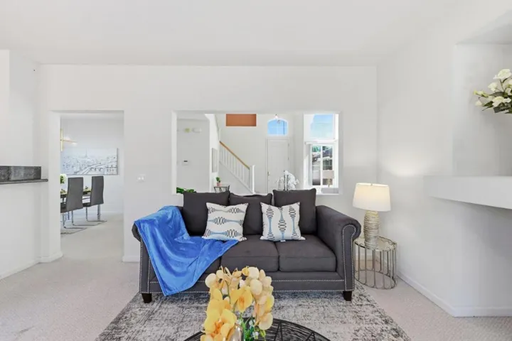 17 Miranda Court, Alameda, California 94502