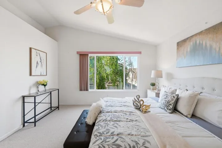 17 Miranda Court, Alameda, California 94502