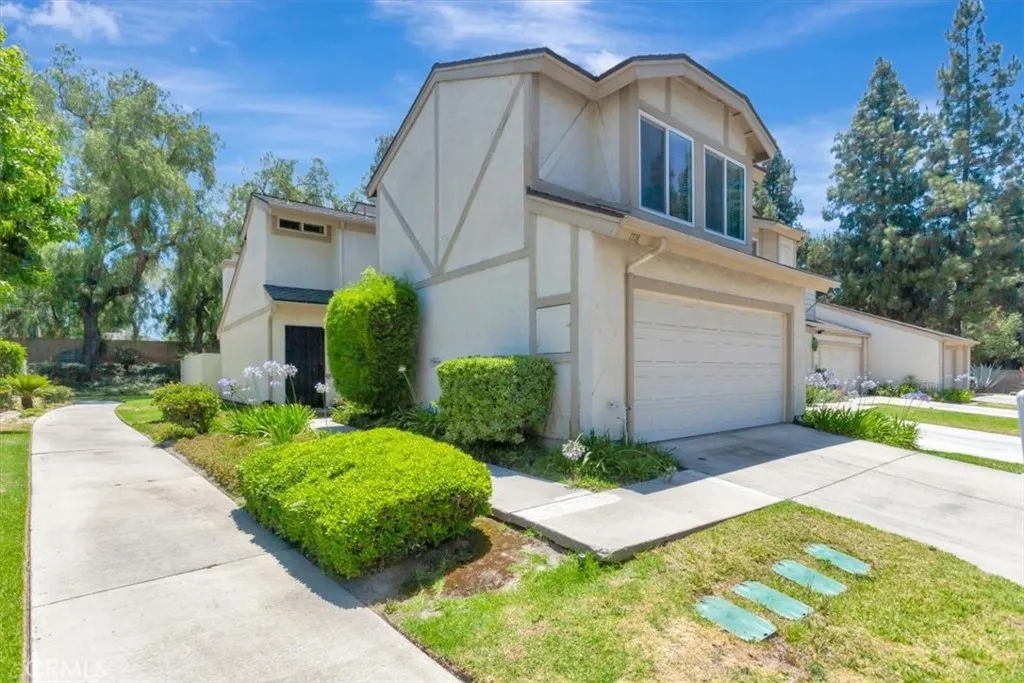 1718 Truman Cir